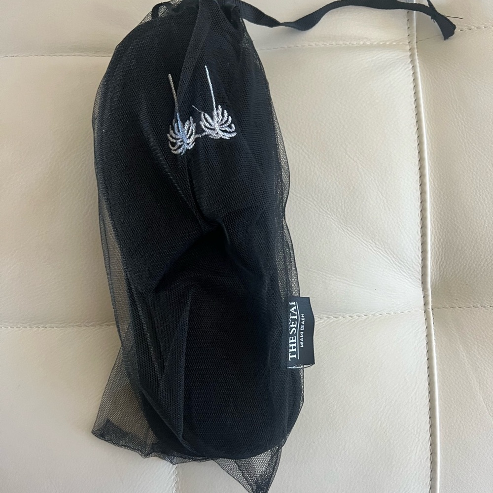 House Slippers from Setai - Picture 2 of 4